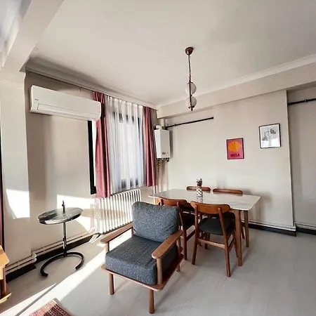 Astounding Sea View In Karakoey 4br, 2ba Lägenhet *