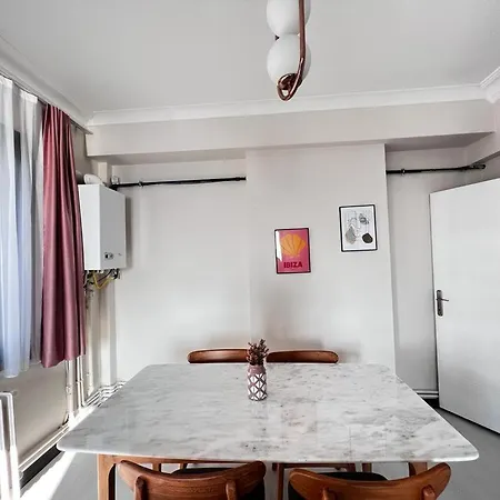 Astounding Sea View In Karakoey 4br, 2ba Istambul