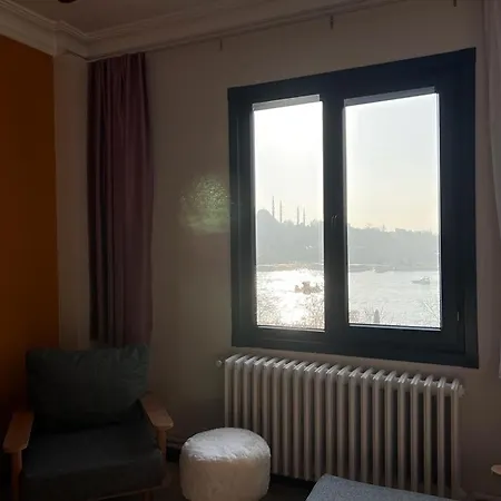 Astounding Sea View In Karakoey 4br, 2ba Διαμέρισμα *